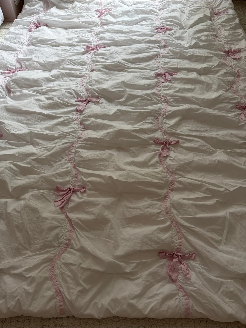 Pottery Barn Kids White comforter with Pink Stripe Ribbon Bows